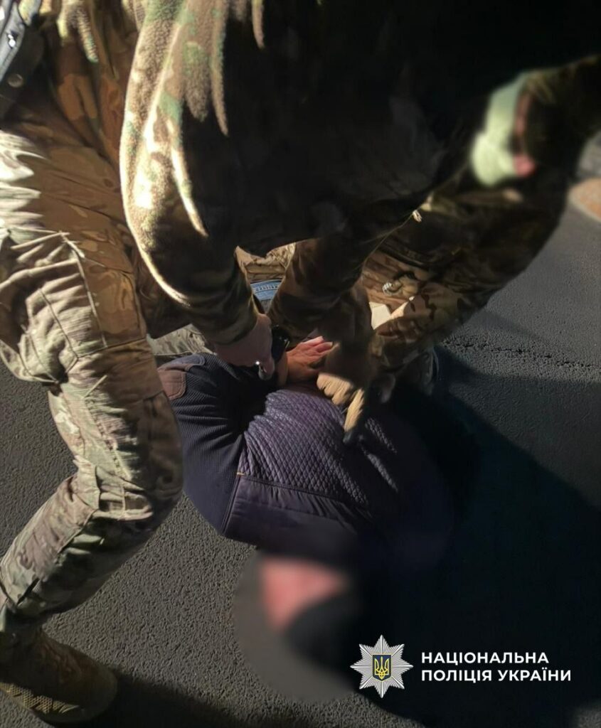 «Квиток» до Придністровʼя за 13 тисяч доларів: в Одесі викрили схему з незаконного перетину кордону «Билет» в Приднестровье за 13 тысяч долларов: в Одессе разоблачили схему незаконного пересечения границы