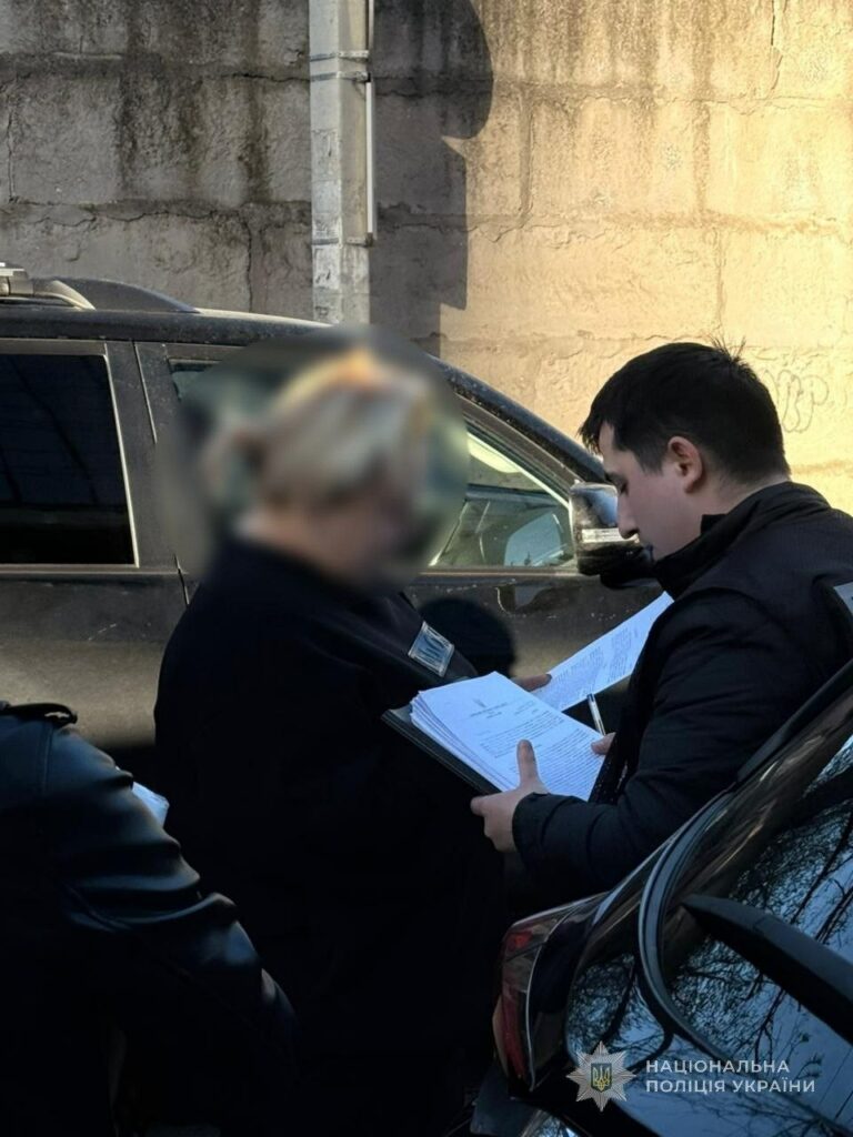 За 5000 доларів обіцяла службу в тилу: одеситку викрили у зловживанні впливом