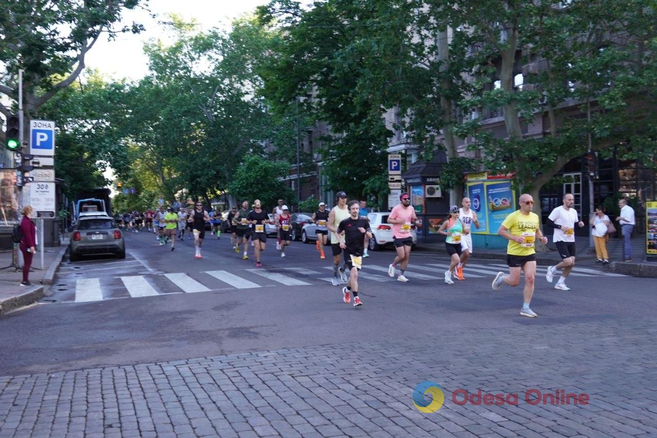 Одеський півмарафон повернувся після перерви та збирає кошти для 122-ї бригади