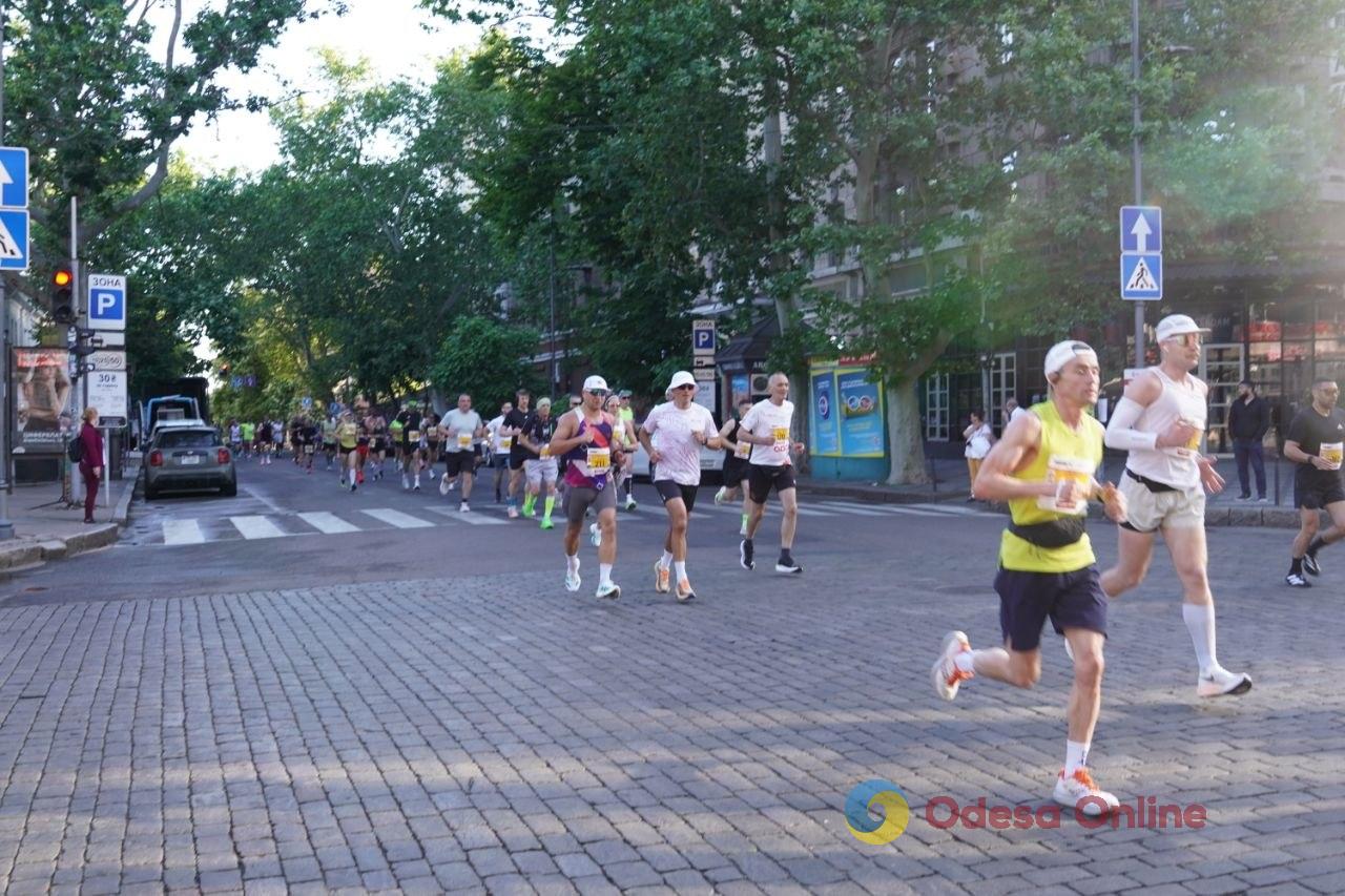 Одеський півмарафон повернувся після перерви та збирає кошти для 122-ї бригади