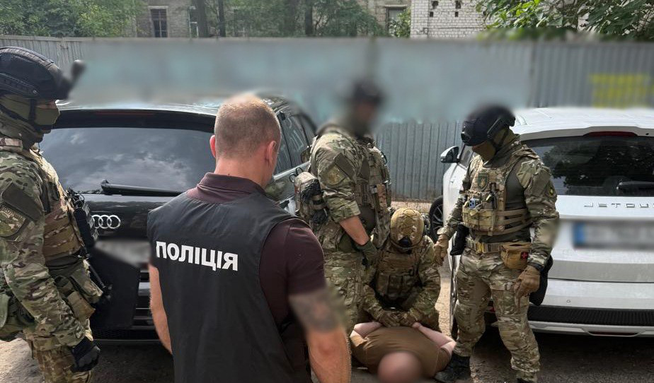 Вирішував мобілізаційні питання за гонорари: на Одещині затримали посадовця військової частини Вирішував мобілізаційні питання за гонорари: на Одещині затримали посадовця військової частини