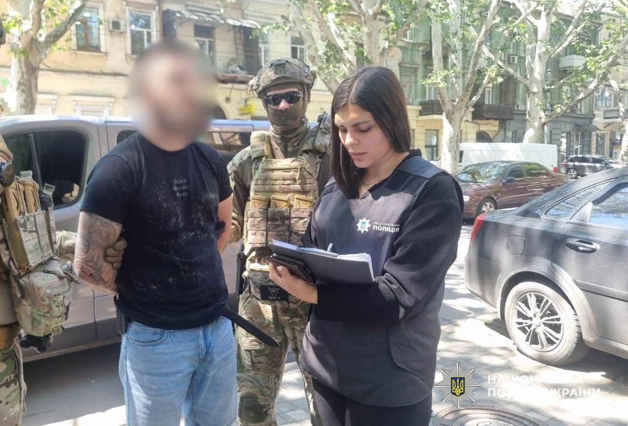 Требовал деньги у побратима: в Одессе разоблачили офицера в злоупотреблении влиянием Требовал деньги у побратима: в Одессе разоблачили офицера в злоупотреблении влиянием