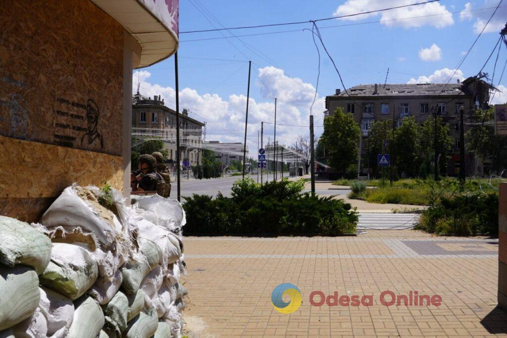 Без газу, води та світла: як виживає Дружківка — місто, якого майже не залишилося Без газа, воды и света: как выживает Дружковка — город, которого почти не осталось