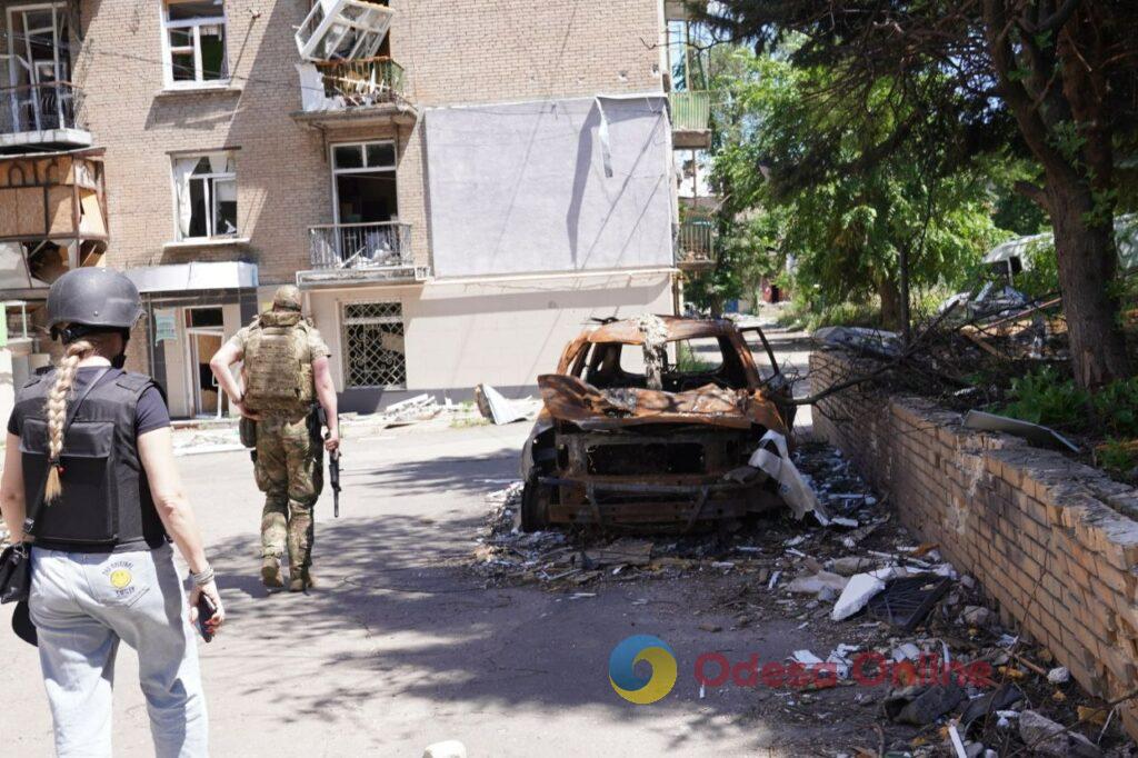 Без газу, води та світла: як виживає Дружківка — місто, якого майже не залишилося Без газа, воды и света: как выживает Дружковка — город, которого почти не осталось