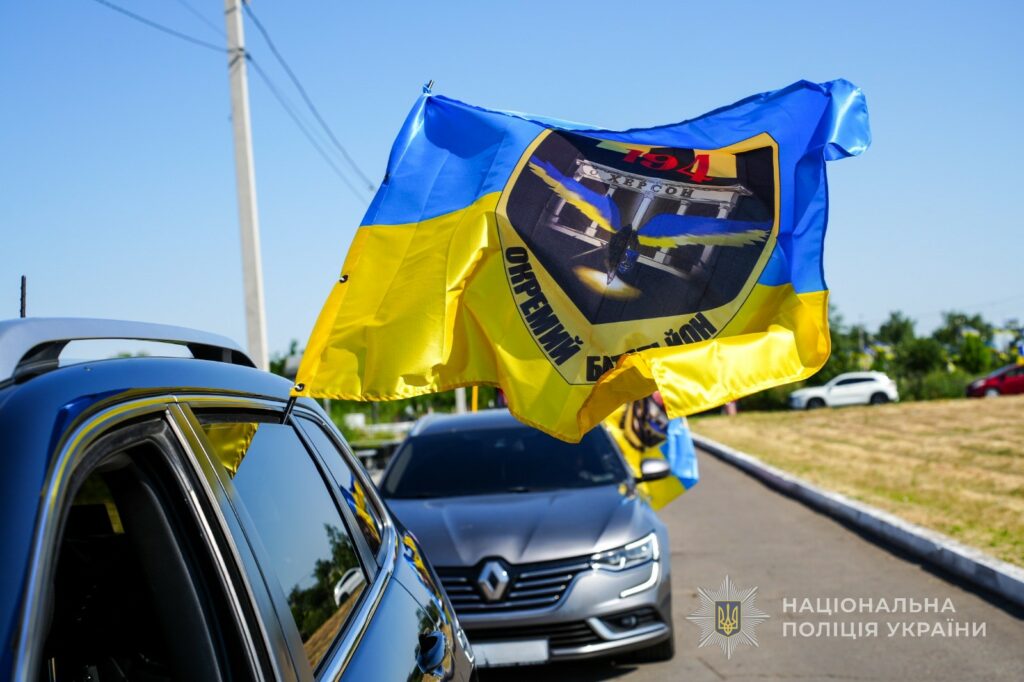 «Маршрутом памяти»: по Одессе проехала автоколонна в честь погибших защитников Украины