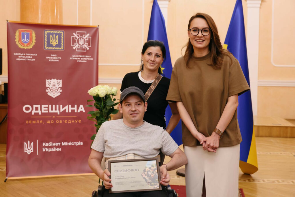 87 родин захисників отримали сертифікати на житло в Одесі