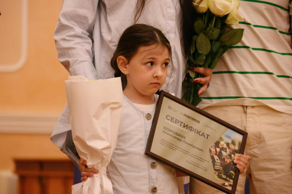 87 родин захисників отримали сертифікати на житло в Одесі
