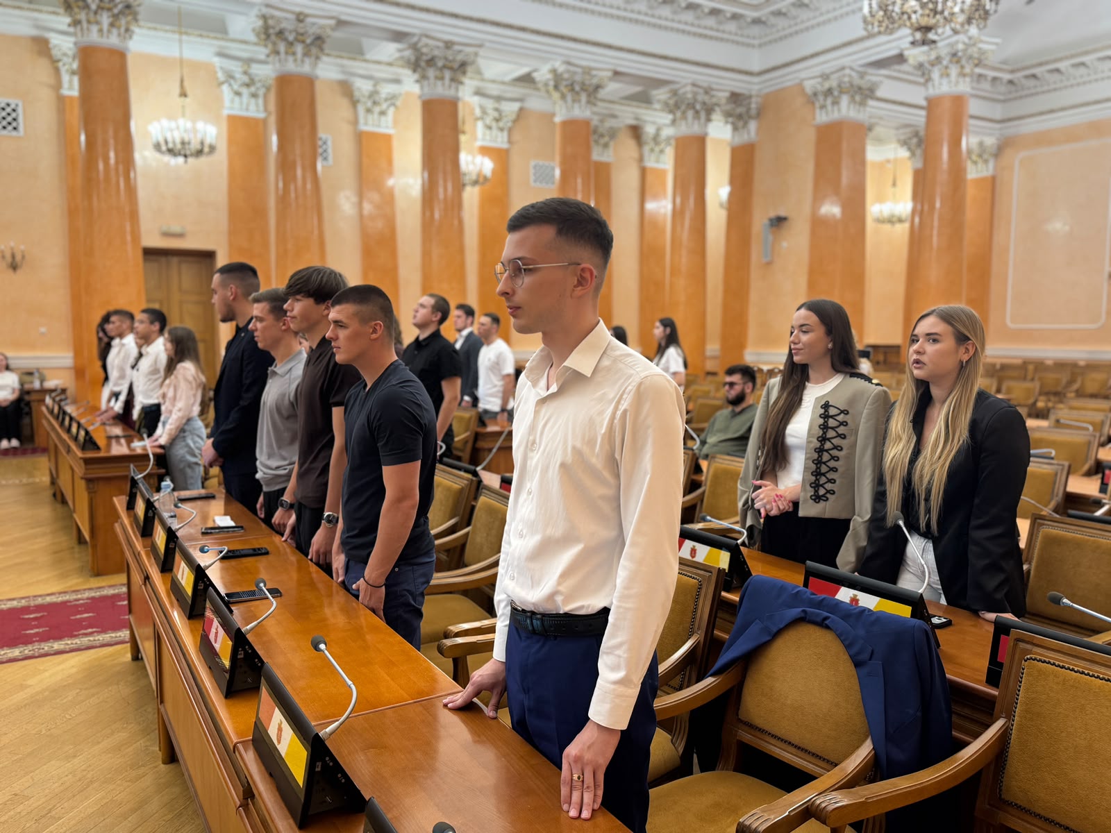В Одеській міській раді новообрані члени Молодіжної ради склали присягу В Одеській міській раді новообрані члени Молодіжної ради склали присягу