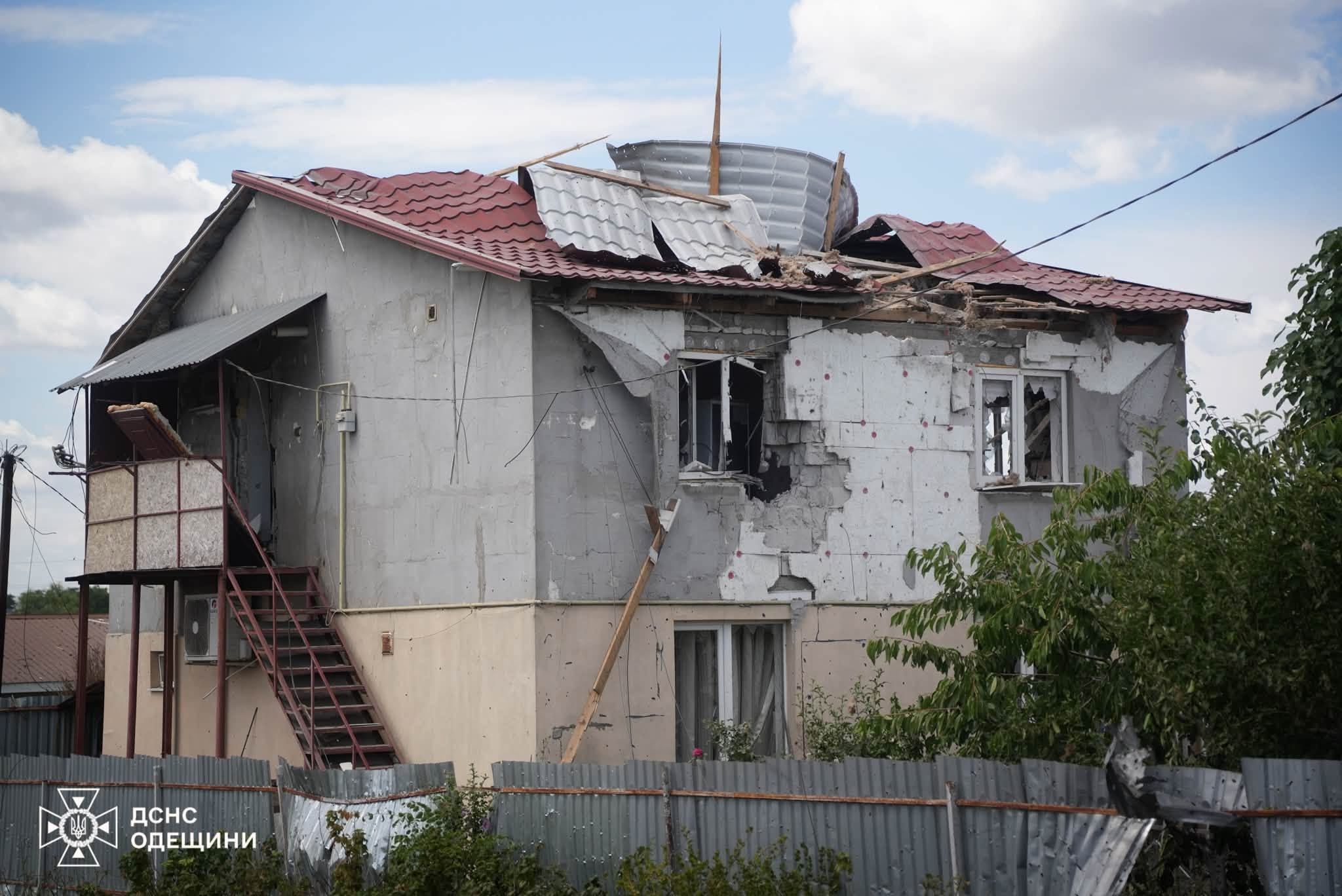 В результате атаки РФ по Одесскому району погибла женщина