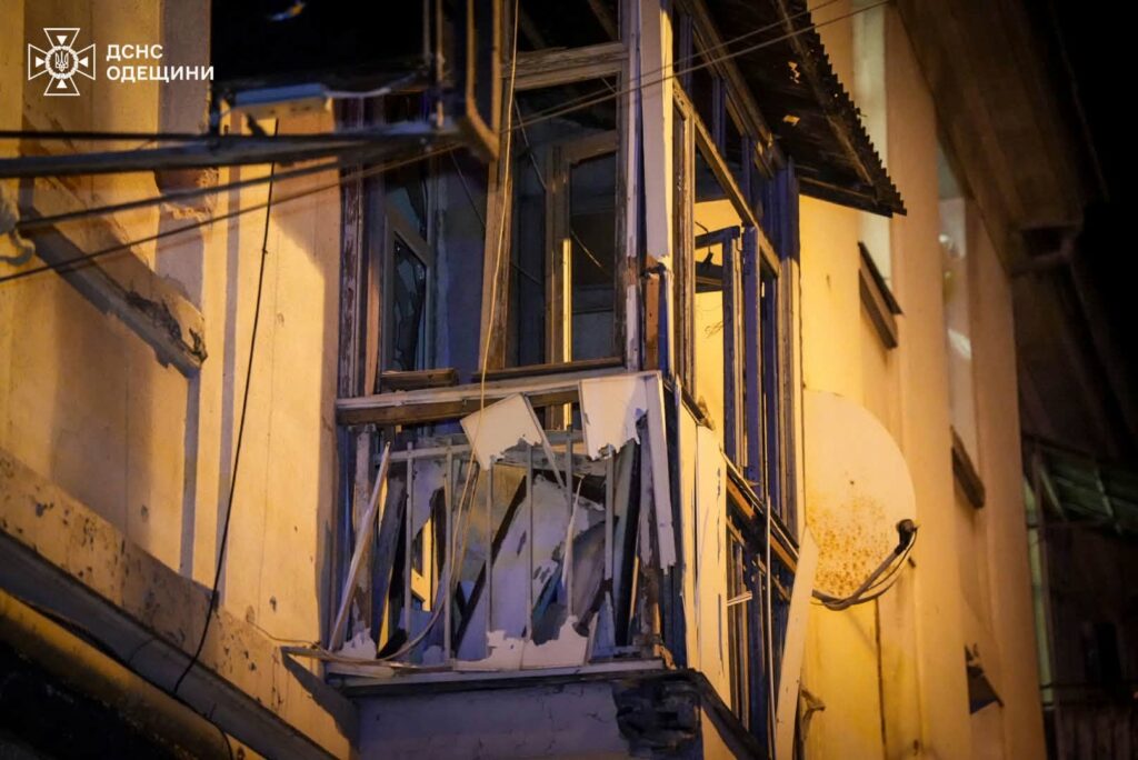 Ракетний удар по Одесі: серед жертв — мати, яка гуляла з дітьми в парку