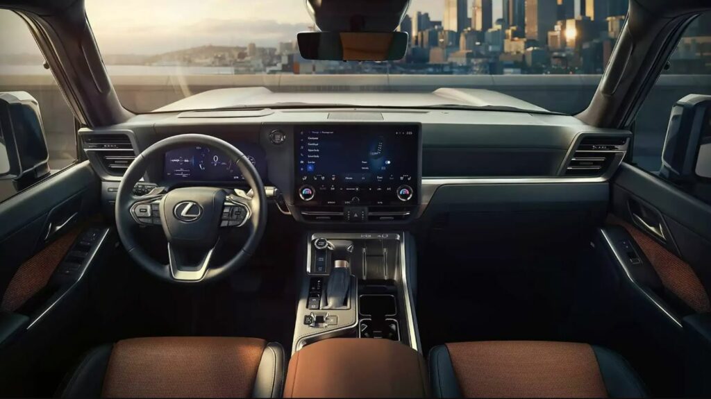 Lexus GX у різних умовах: від міських доріг до складного бездоріжжя Lexus GX у різних умовах: від міських доріг до складного бездоріжжя