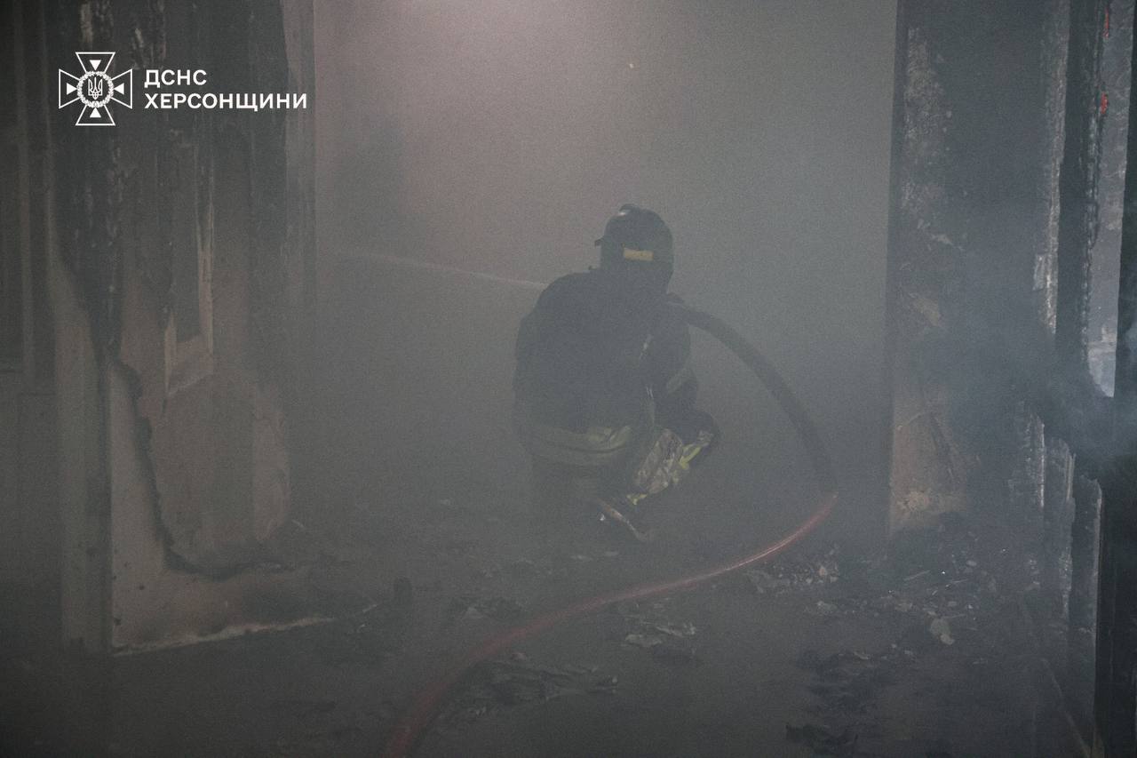 РФ атаковала больницу в Херсоне: погиб врач, ранена медсестра