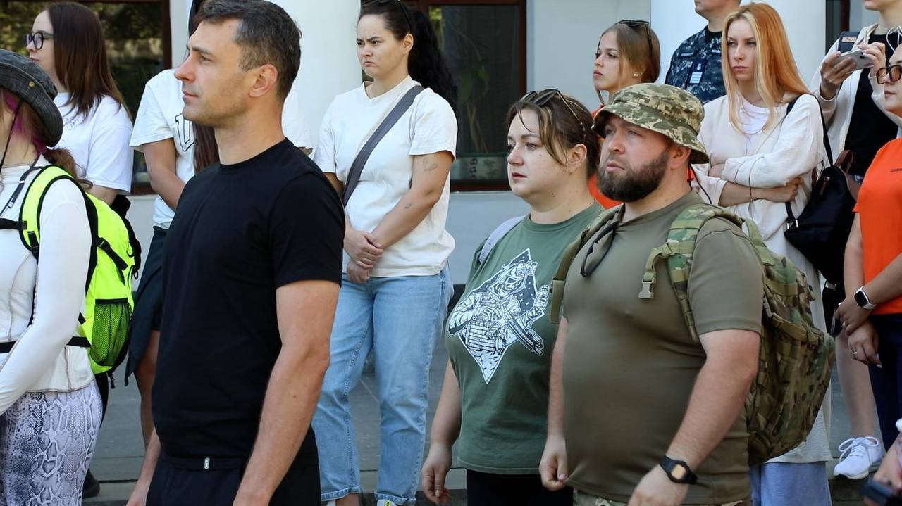 Прапор ВМС підняли на Біржовій площі в Одесі