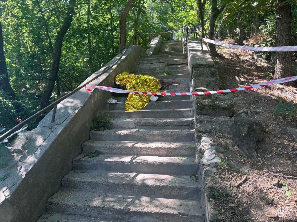 Постійні тривоги, забиті пляжі та мітинги: як минув тиждень в Одесі