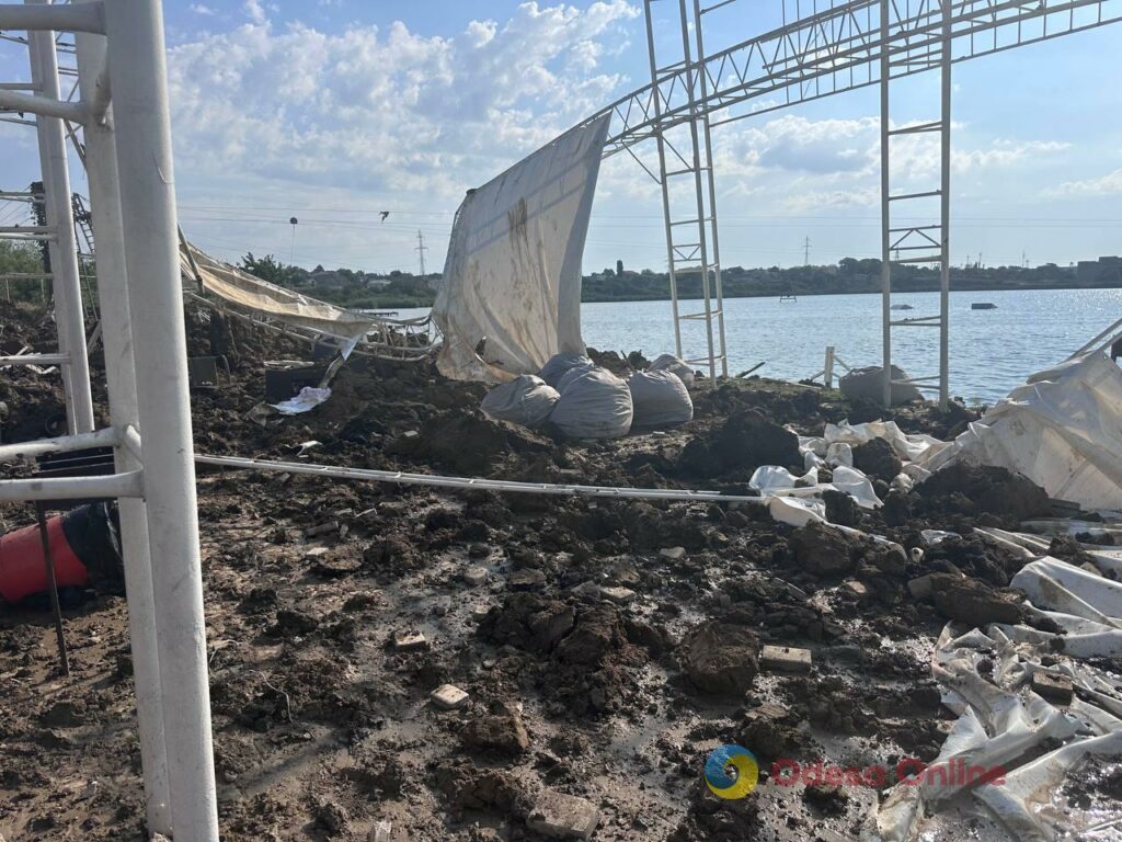 Постійні тривоги, забиті пляжі та мітинги: як минув тиждень в Одесі