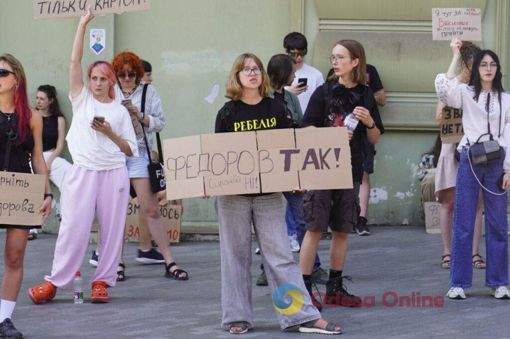 Постійні тривоги, забиті пляжі та мітинги: як минув тиждень в Одесі