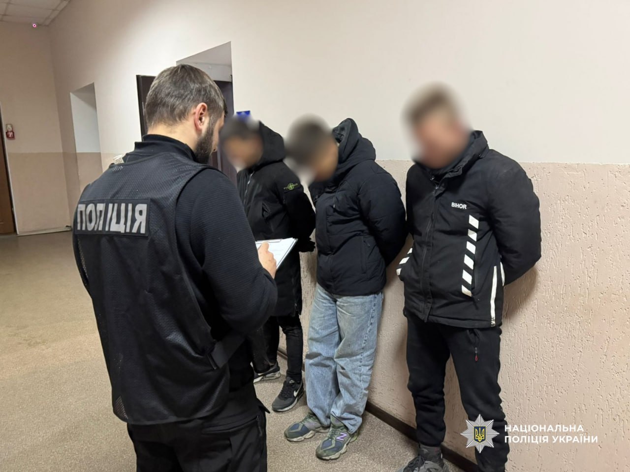 Вымогали вымышленные долги: в Одессе обезвредили преступную группировку