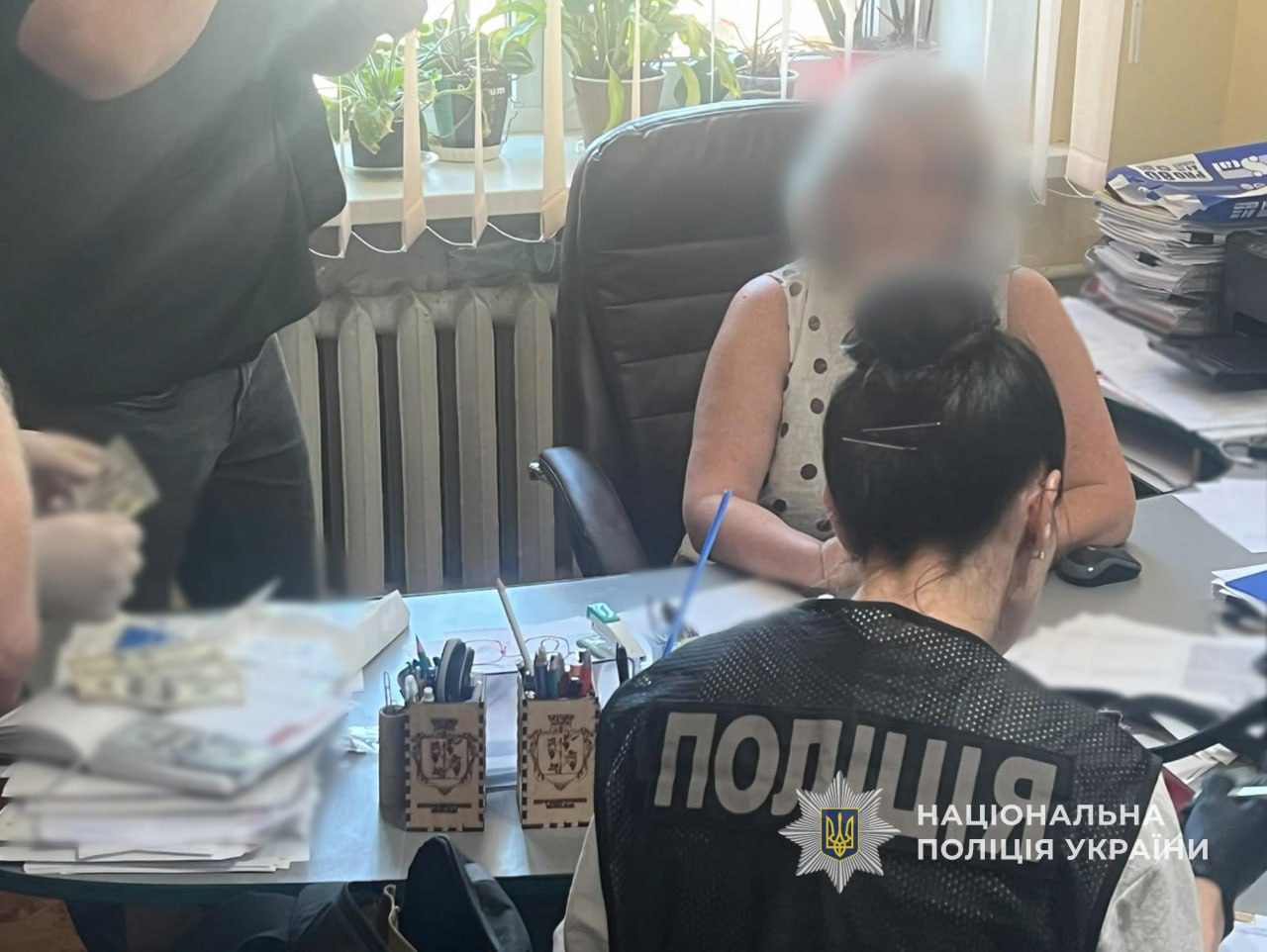 Депутатку міськради Білгорода-Дністровського затримали за підозрою у хабарництві
