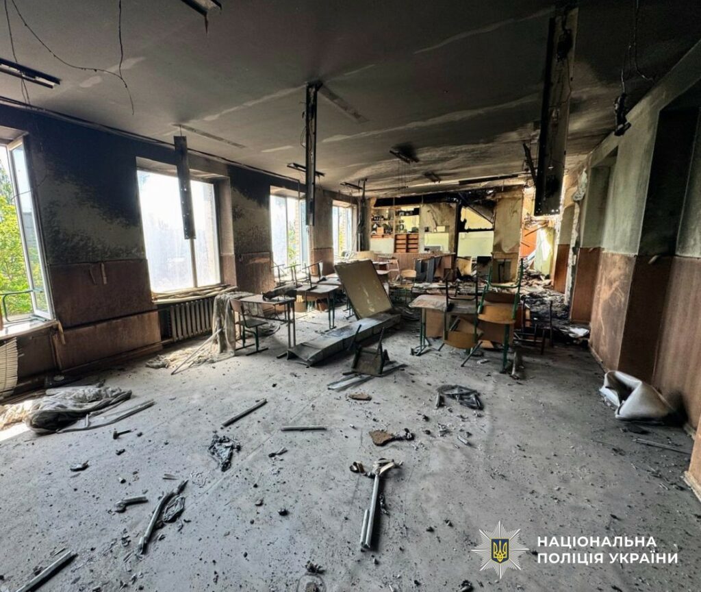 Наслідки російських обстрілів Херсонщини: за добу поранені 15 людей Последствия российских обстрелов Херсонской области: за сутки ранены 15 человек