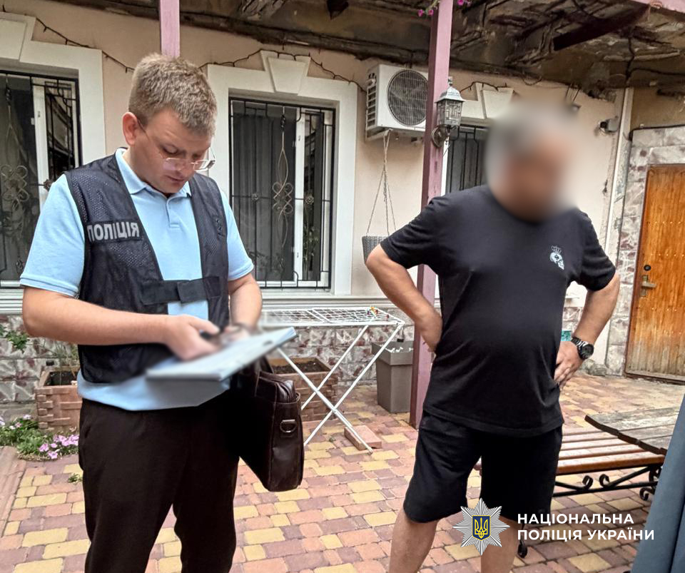 В Одесском районе хирурга и его сообщника подозревают в злоупотреблении влиянием В Одесском районе хирурга и его сообщника подозревают в злоупотреблении влиянием