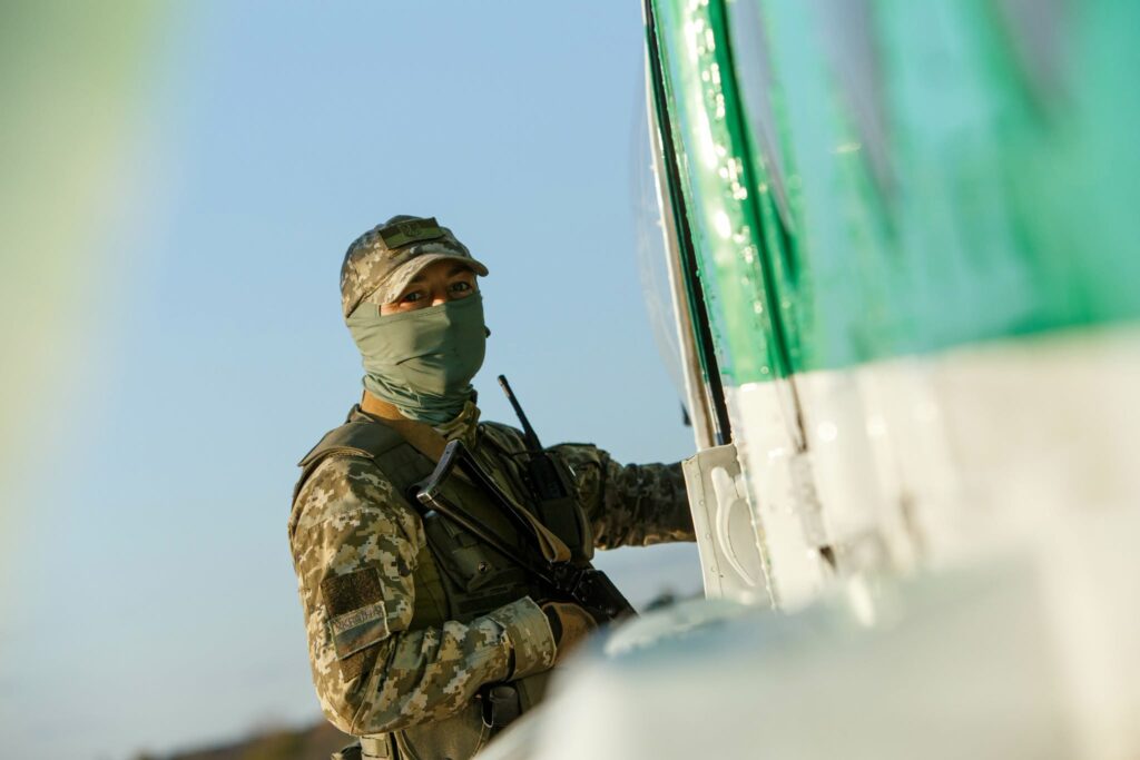 В Одесі родині загиблого прикордонника Андрія Будіша вручили державну нагороду В Одесі родині загиблого прикордонника Андрія Будіша вручили державну нагороду