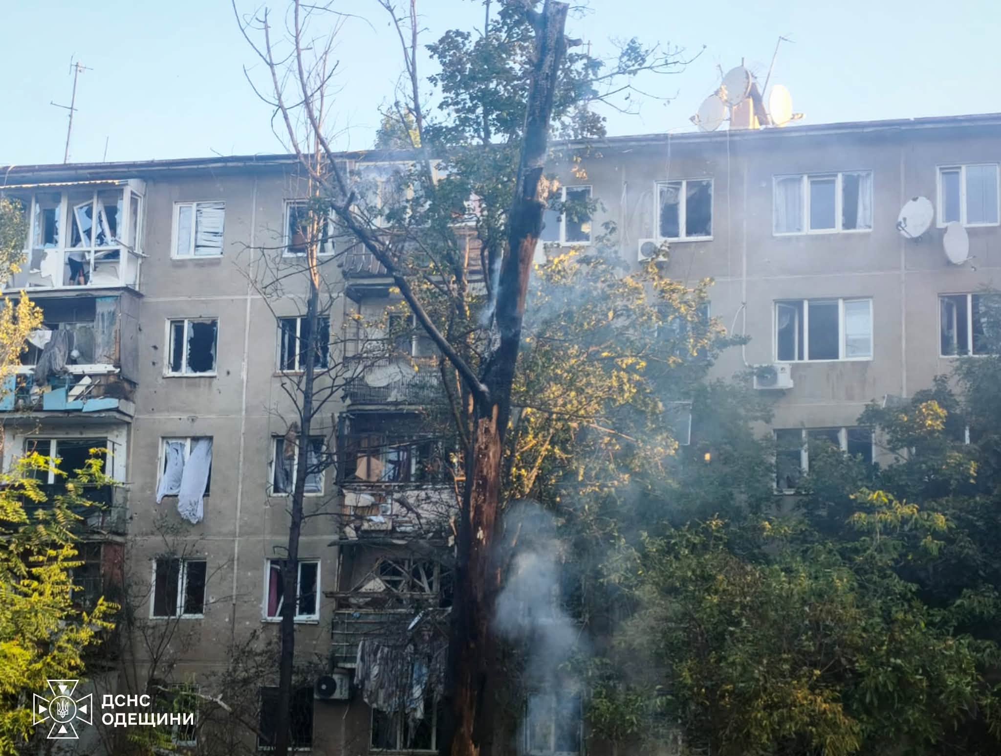 В Одесской области в результате ночной атаки пострадали люди (обновлено) В Одесской области в результате ночной атаки пострадали люди (обновлено)