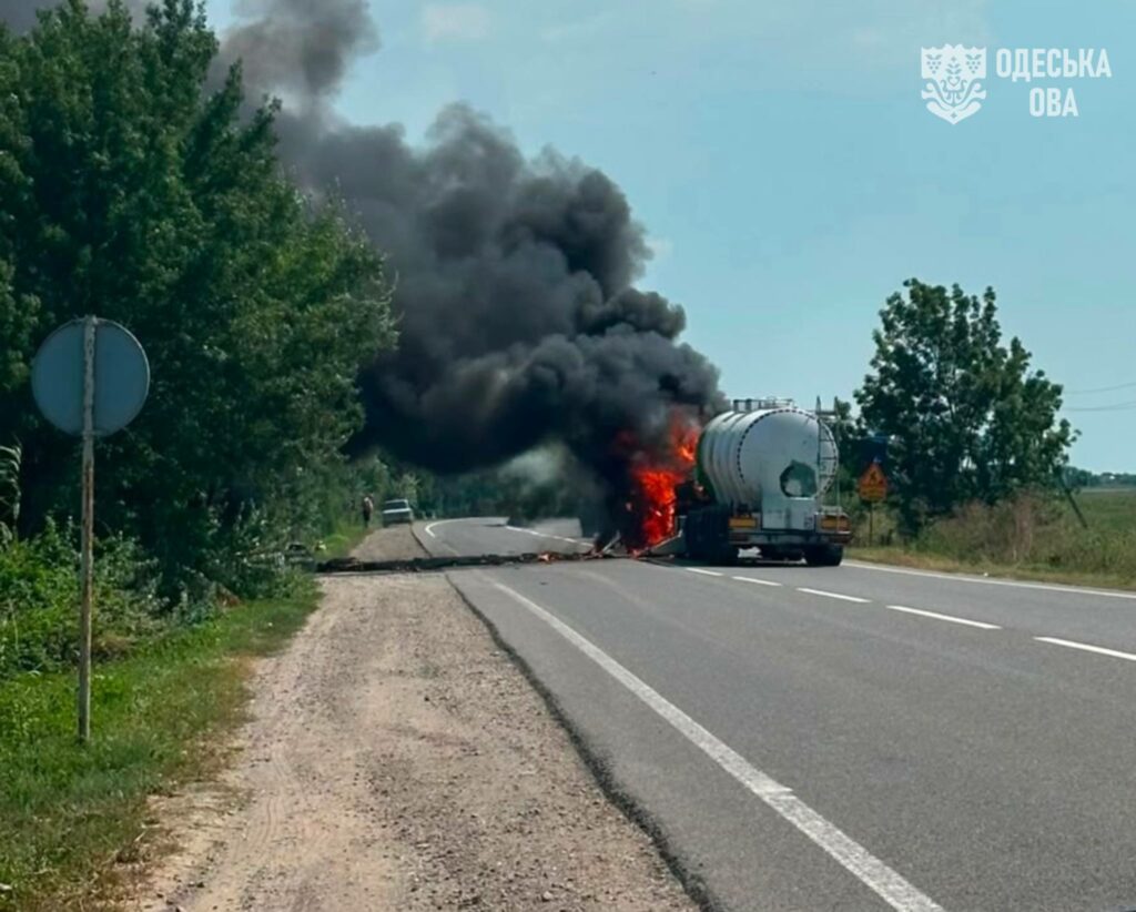 Російська атака на Одещину: загинули двоє людей, ще троє постраждали Російська атака на Одещину: загинули двоє людей, ще троє постраждали