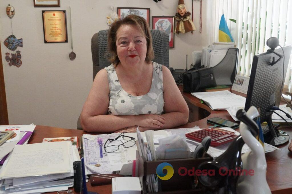 Між тривогами і сценою: Одеська музкомедія — погляд не з партеру Між тривогами і сценою: Одеська музкомедія — погляд не з партеру