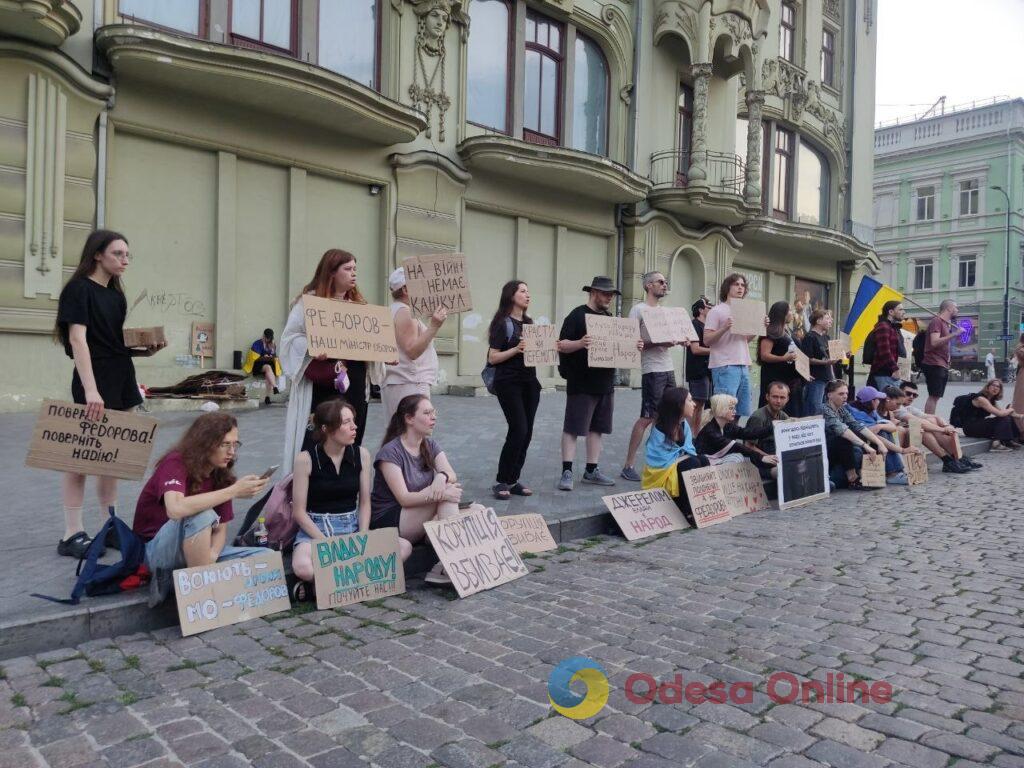 В Одессе 22-й день подряд продолжаются протесты за возвращение Федорова в Минобороны