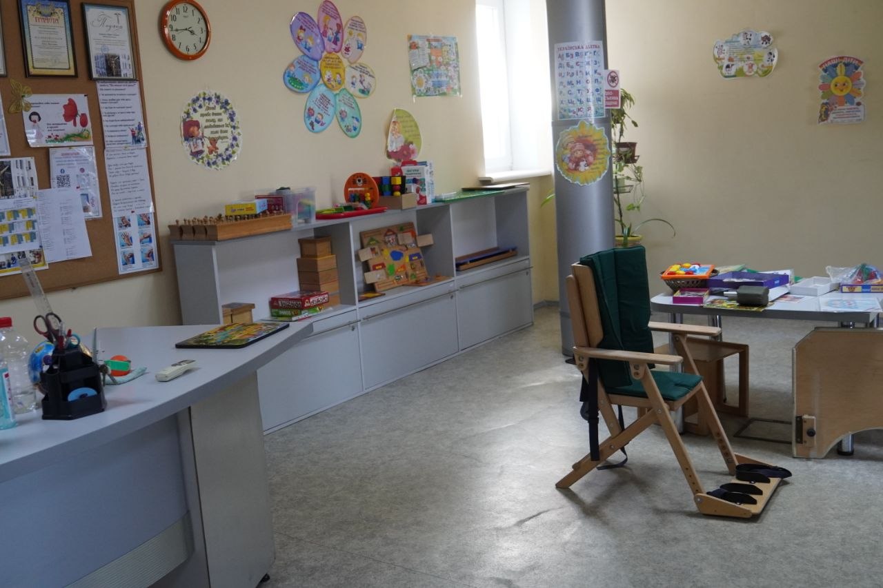 Будинок з Ангелом: попри обстріли діти їдуть сюди з усієї України Будинок з Ангелом: попри обстріли діти їдуть сюди з усієї України