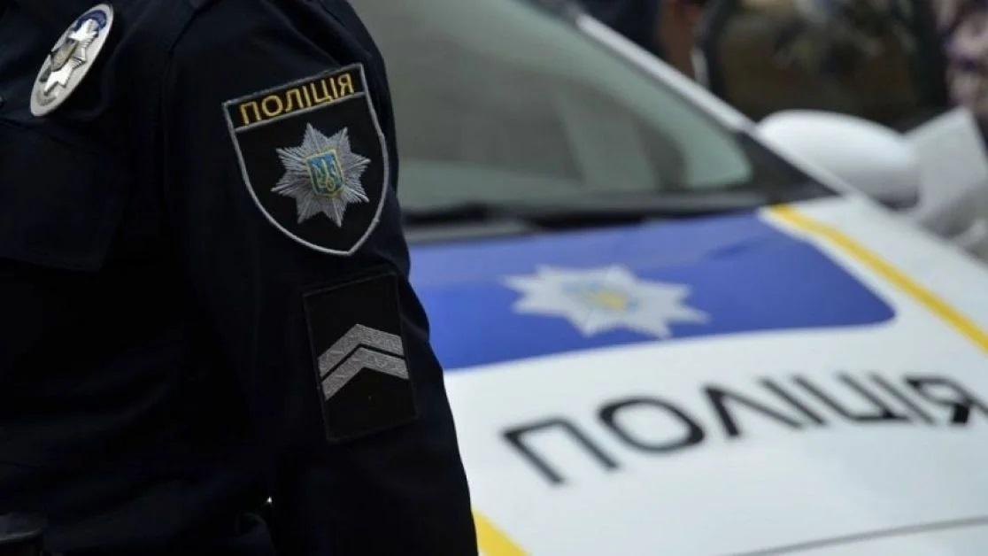 В Одессе мужчина открыл огонь по сотрудникам ТЦК: ранены четверо В Одессе мужчина открыл огонь по сотрудникам ТЦК: ранены четверо
