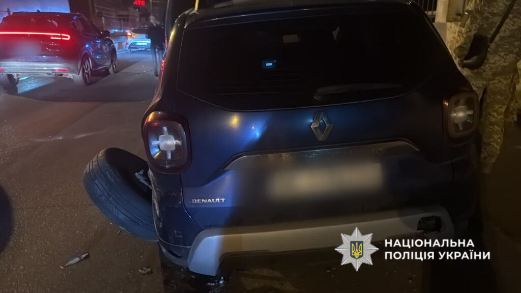 У центрі Одеси сталася ДТП за участю п’яти авто: травмовані поліцейські та військові