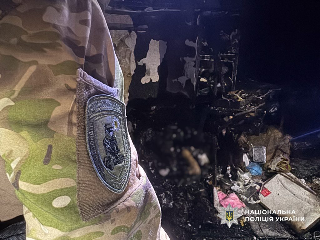 Вбив сусідку та підірвав гранату: поліція розслідує загибель двох людей у багатоповерхівці в Одесі