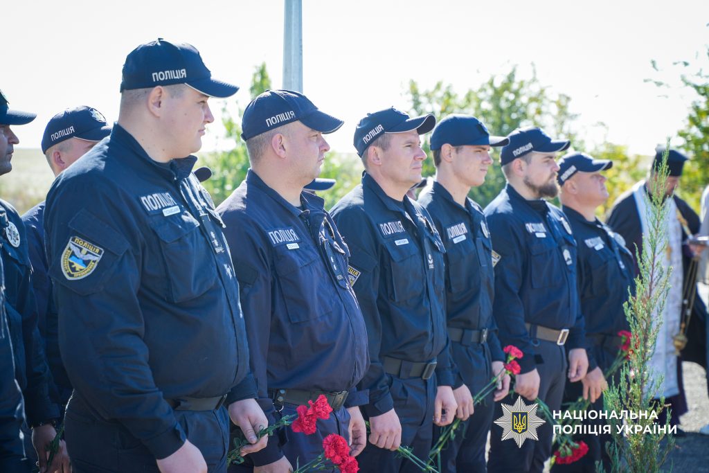 В Одесской области почтили память погибших правоохранителей Александра Розмарицы и Виктора Кожеко