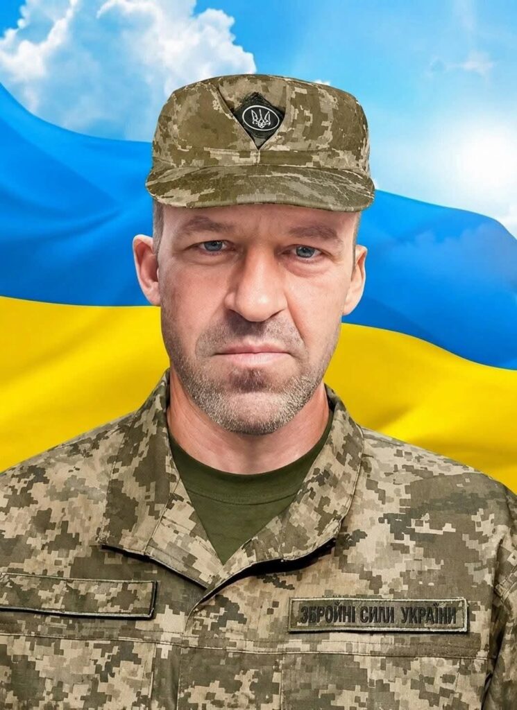 На Одещині матері полеглого Захисника Михайла Костянюка вручили «Хрест Сухопутних військ»