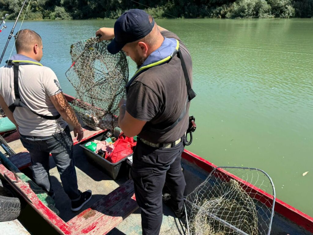 На Одещині затримали рибалку за вилов червонокнижної стерляді: збитки оцінили у 48 тисяч гривень