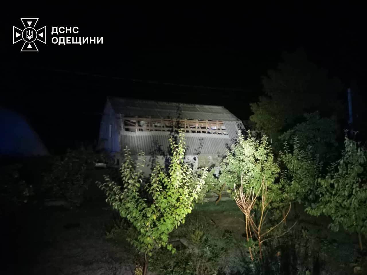 Троє людей постраждали внаслідок атаки РФ на Одещину Троє людей постраждали внаслідок атаки РФ на Одещину