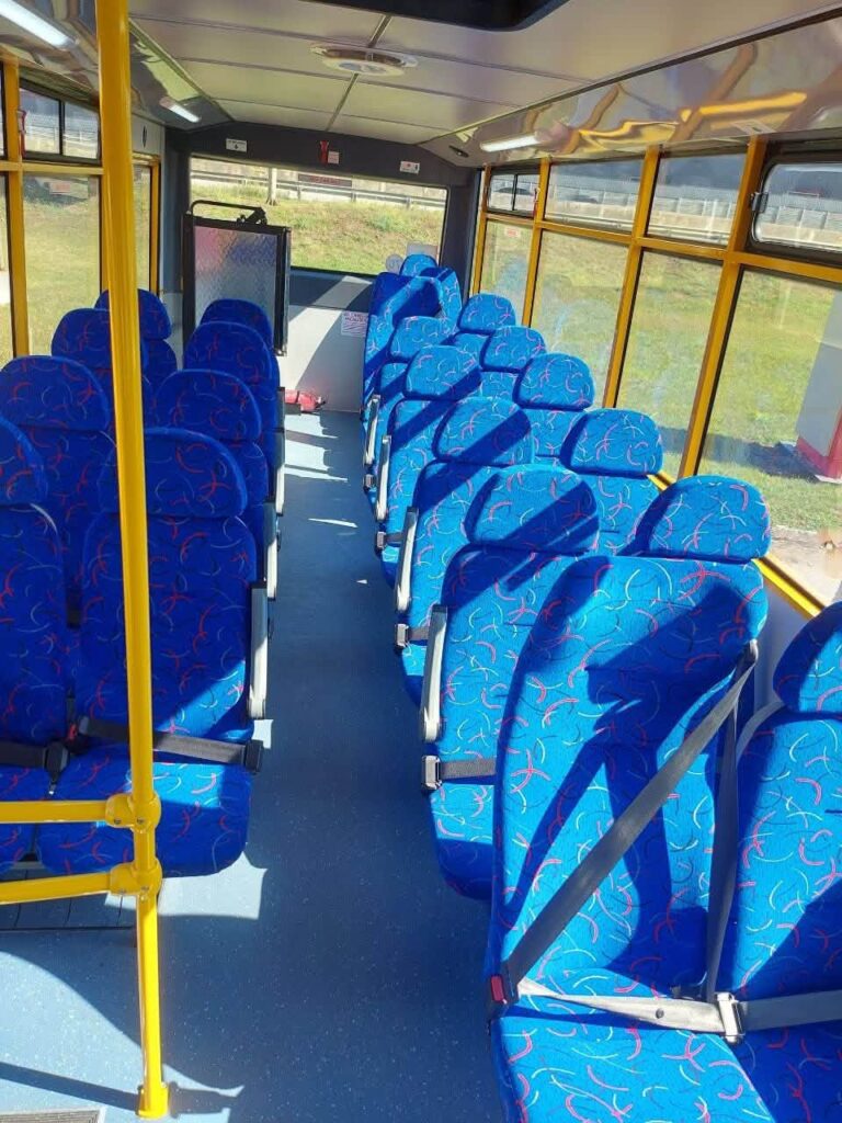 Одещина отримала третю партію шкільних автобусів: кому передали транспорт
