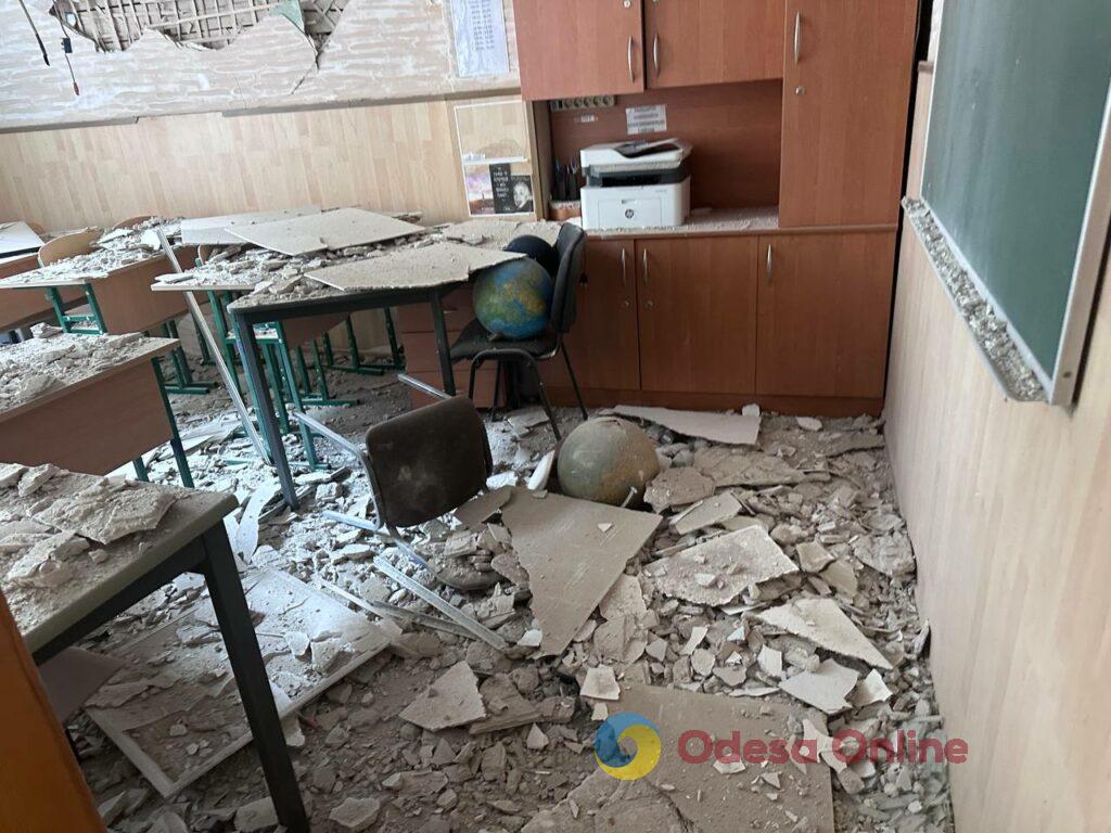 Пошкоджені будинки та навчальні заклади: наслідки масованого удару по Одесі Поврежденные дома и учебные заведения: последствия массированного удара по Одессе