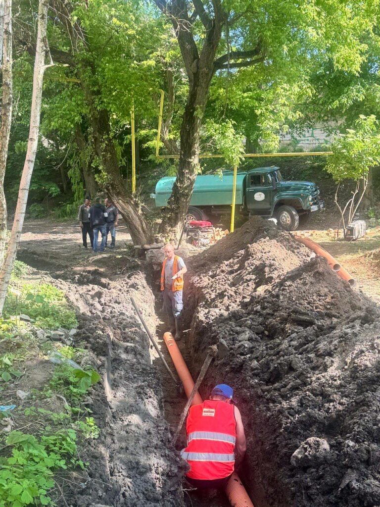 Аварію усунули, на черзі — реконструкція: в Одесі ліквідували витік каналізації 