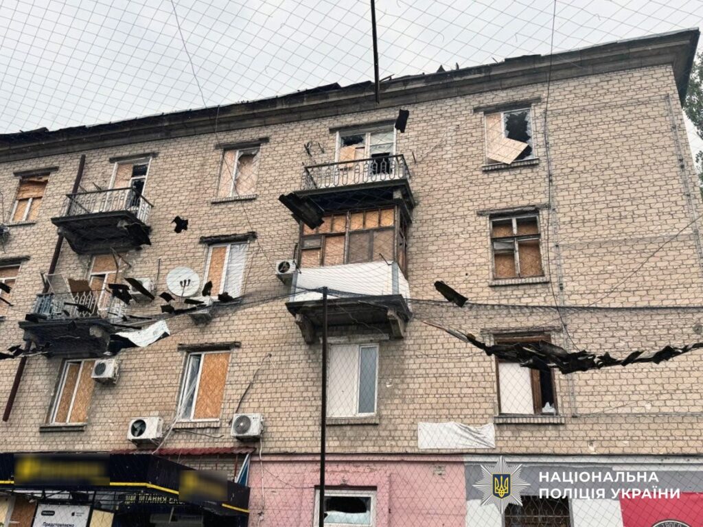 Ворожі обстріли Херсонщини: одна людина загинула, ще одна дістала поранення