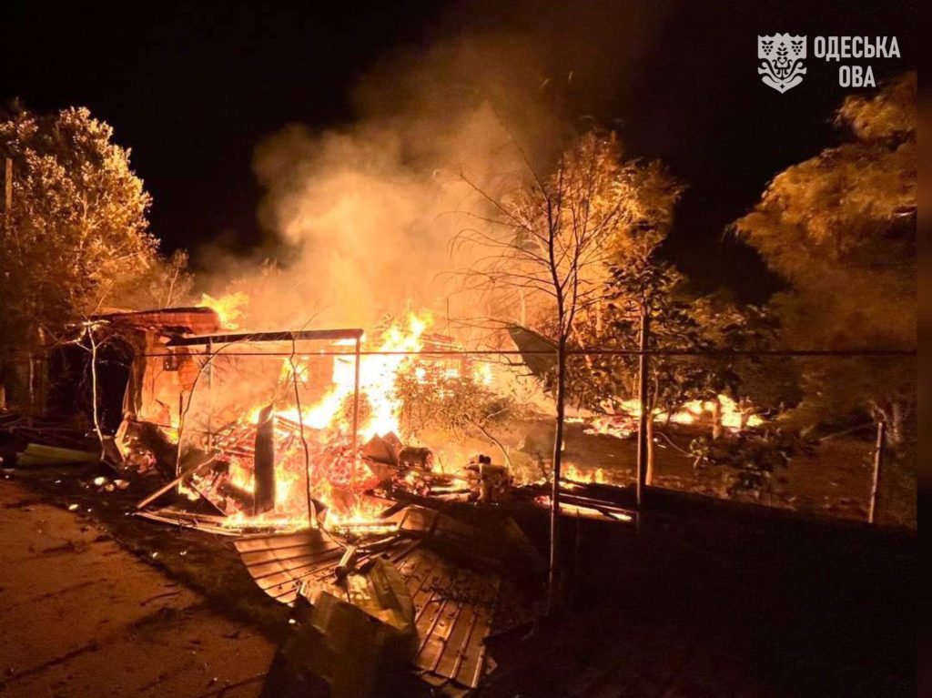 Масована атака РФ на Одещину: під ударом опинилися промисловість, порт і дачний сектор Масована атака РФ на Одещину: під ударом опинилися промисловість, порт і дачний сектор