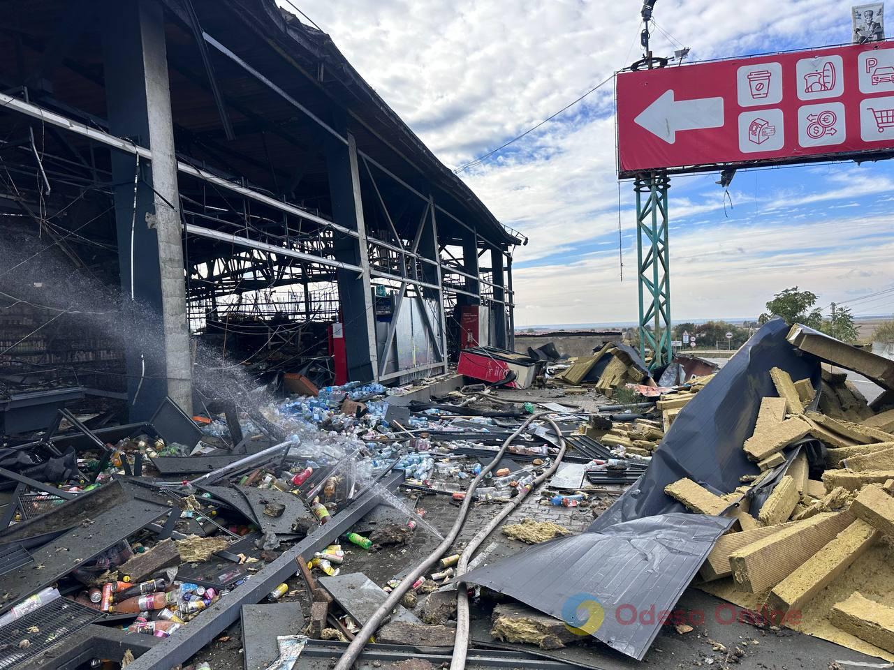 Денна атака по Одещині: як виглядає зруйнований супермаркет