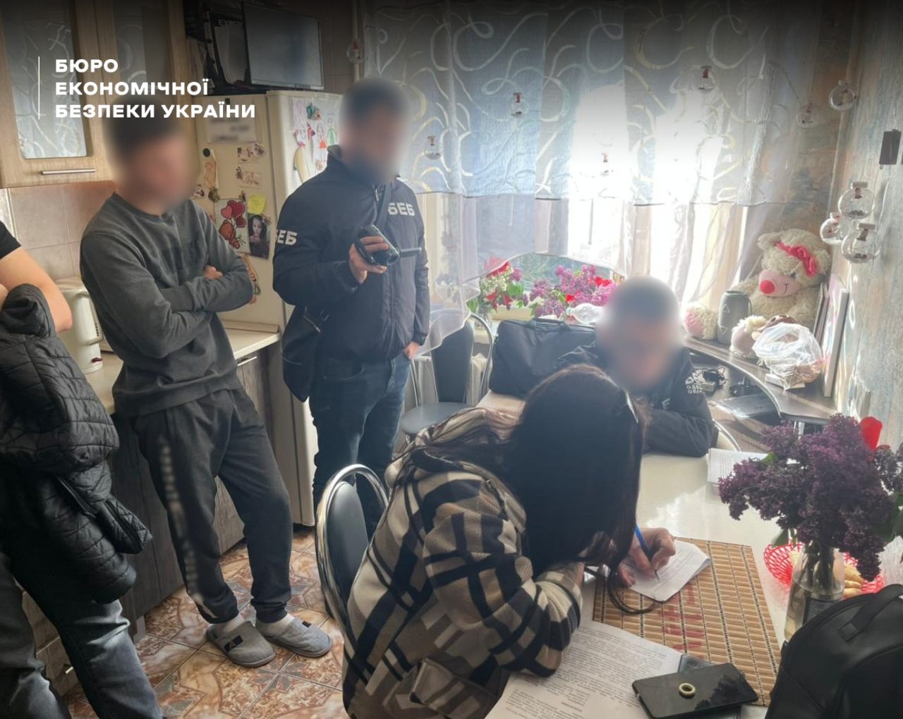 Обустроили плантацию и продавали табак: в Одесской области будут судить девятерых участников незаконного бизнеса Обустроили плантацию и продавали табак: в Одесской области будут судить девятерых участников незаконного бизнеса