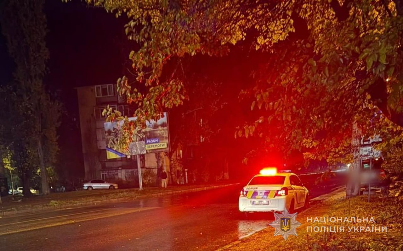 В Одесі два автомобілі збили пішоходів: постраждали підліток і пенсіонер В Одесі два автомобілі збили пішоходів: постраждали підліток і пенсіонер