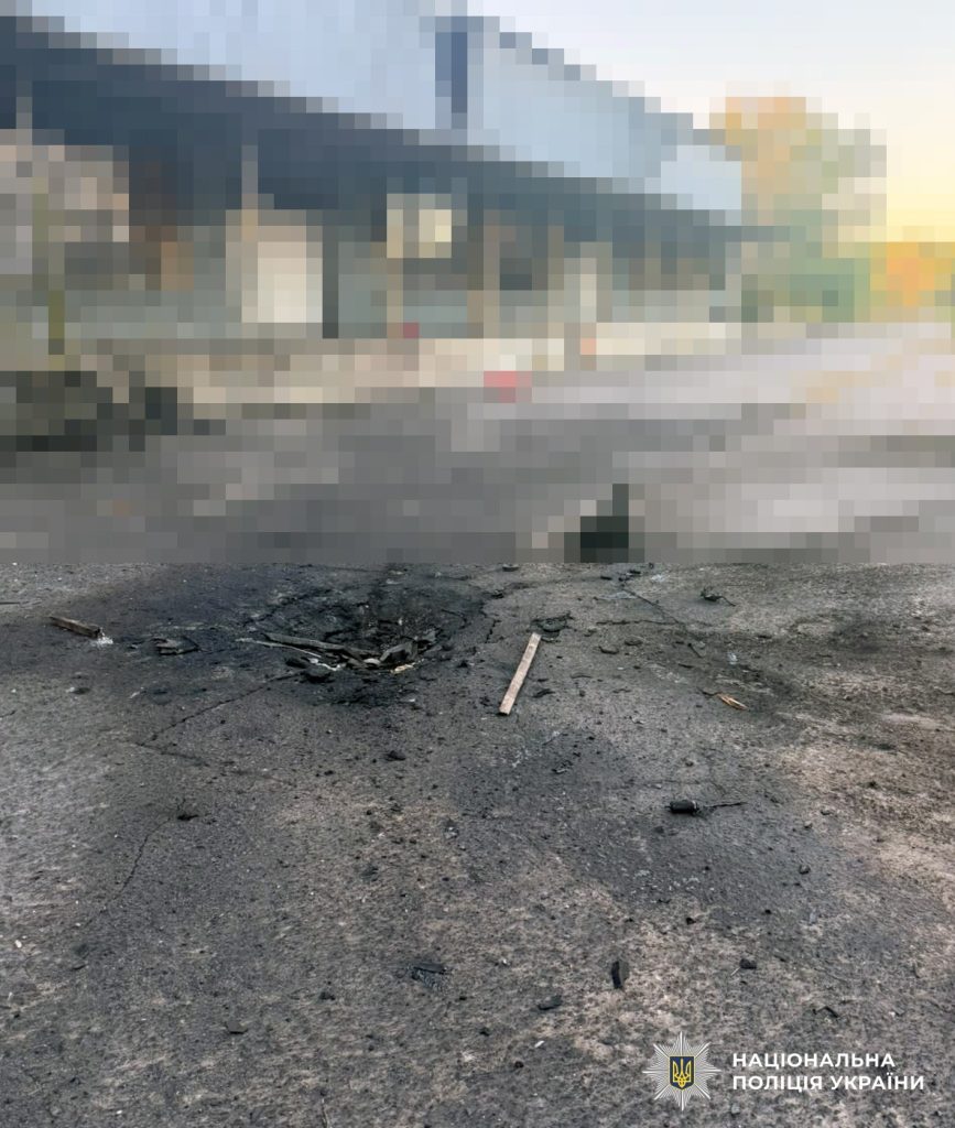 На Херсонщині через атаки РФ поранено двох людей, пошкоджено понад 10 об’єктів На Херсонщині через атаки РФ поранено двох людей, пошкоджено понад 10 об’єктів